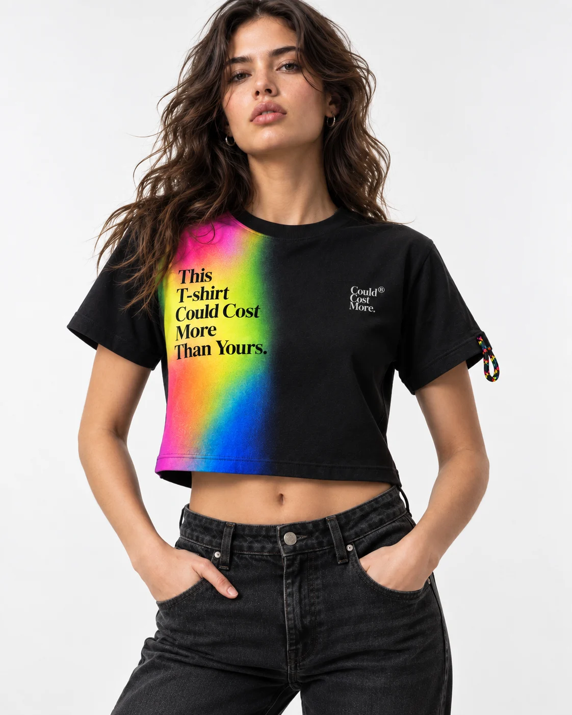 The cropped T-shirt worn, studio.